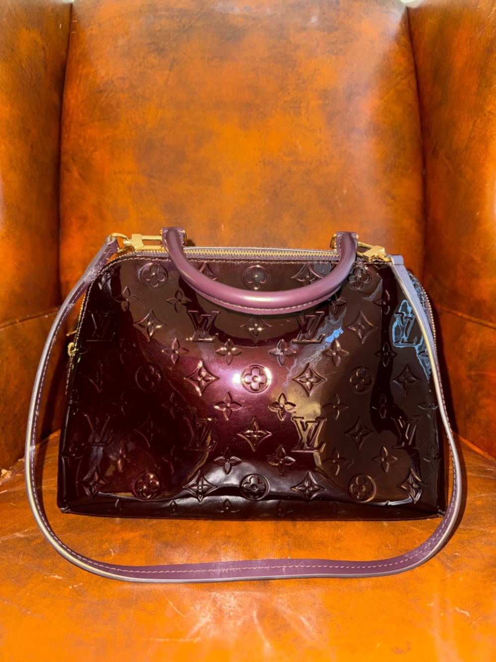 Louis Vuitton Monogram Vernis Melrose Bag in Amarante - Picture 5 of 16